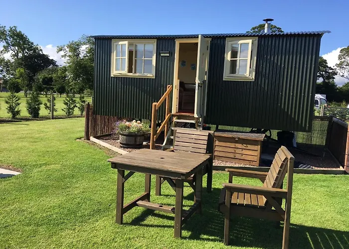 The Hawthorn Shepherds Hut